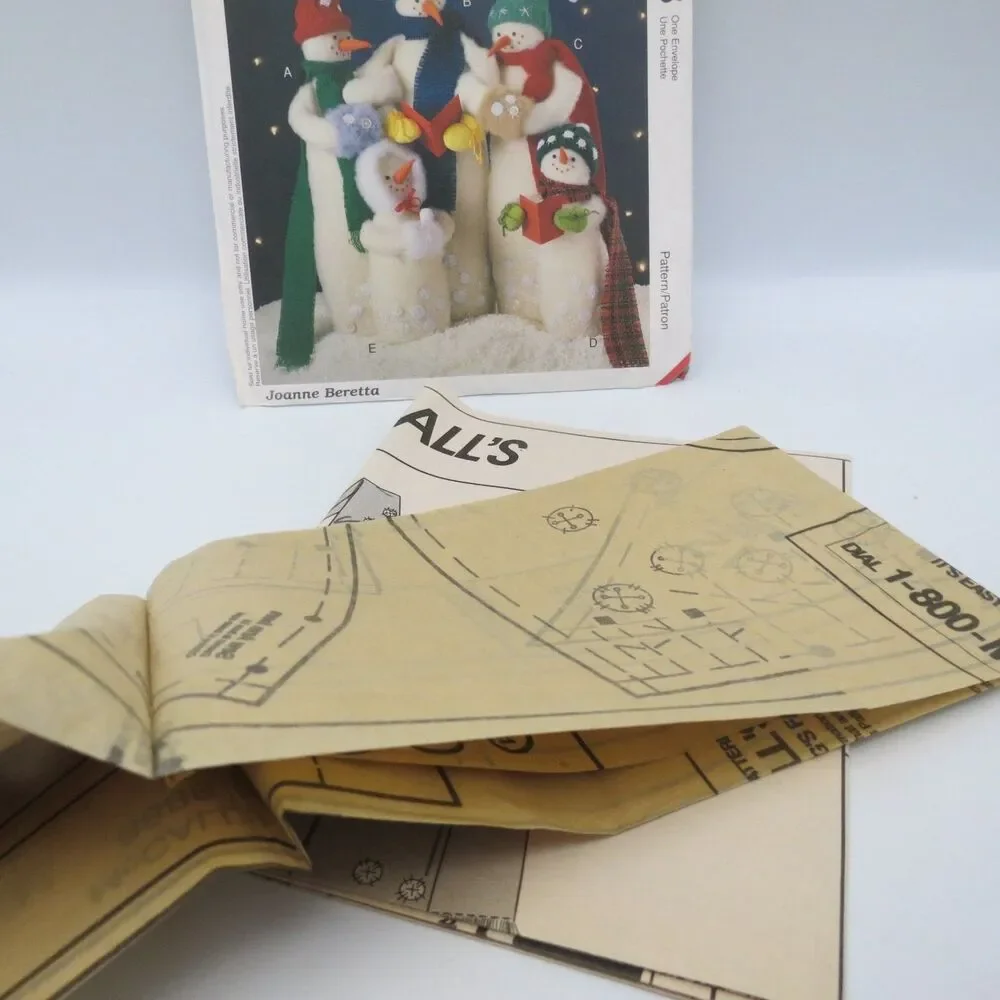 McCall's Crafts 8888 Snow Carolers Snowman Craft 18